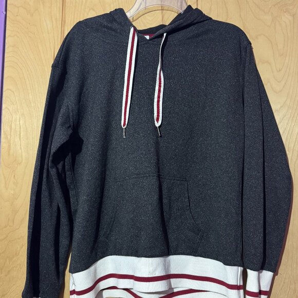 mystyle Tops - MySTYLE hoodie size L